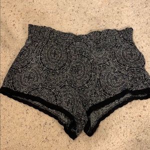 Black and white mandala print shorts